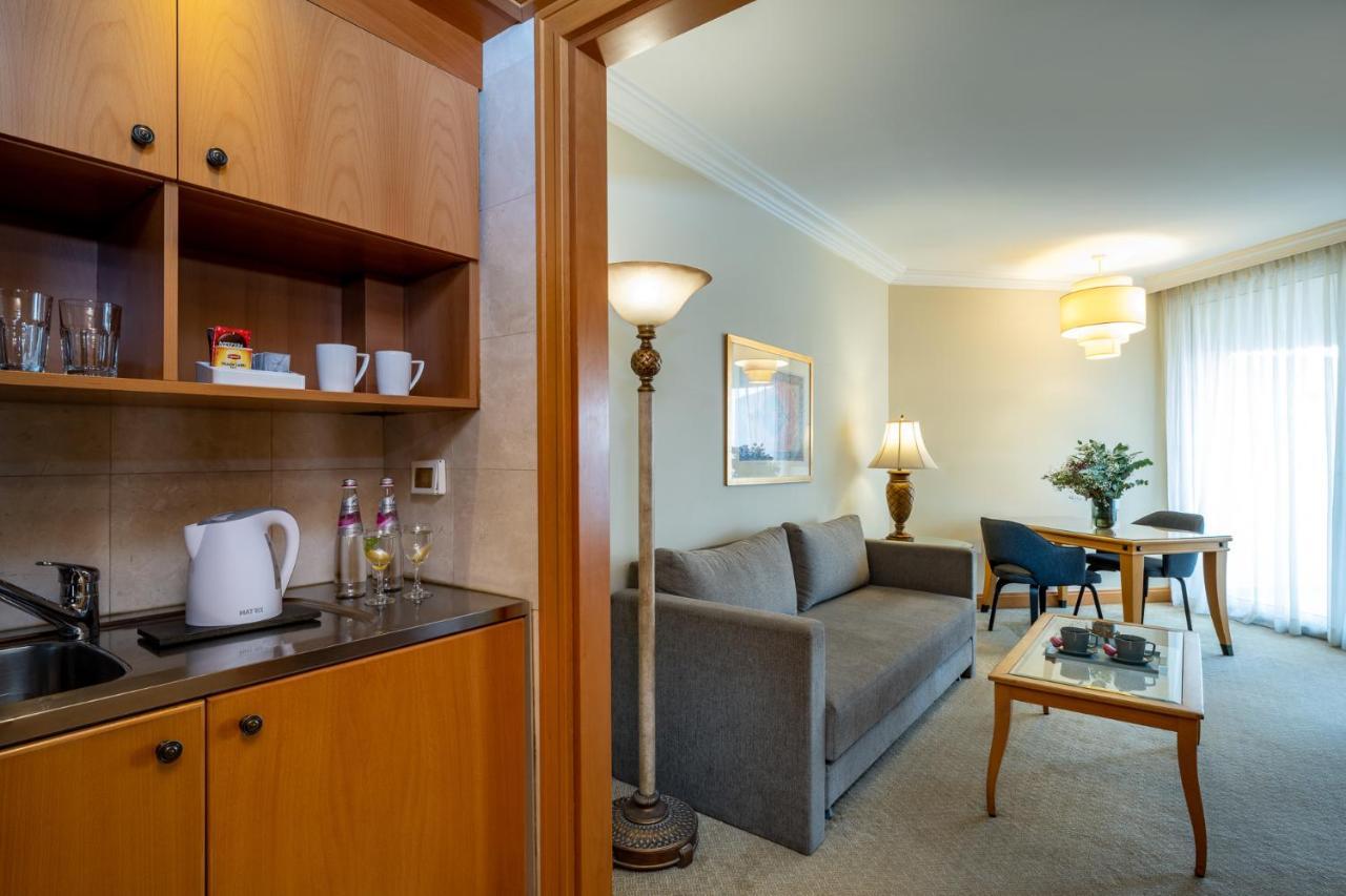 아리아 호텔 엘라트 외부 사진 A typical apartment